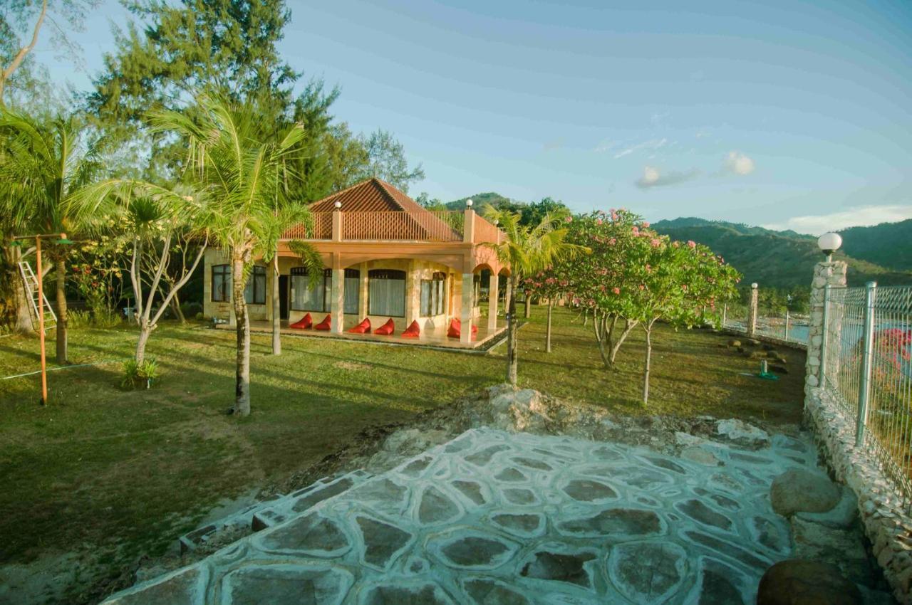 Gili View By Maza Villa Teluknarat Exterior foto