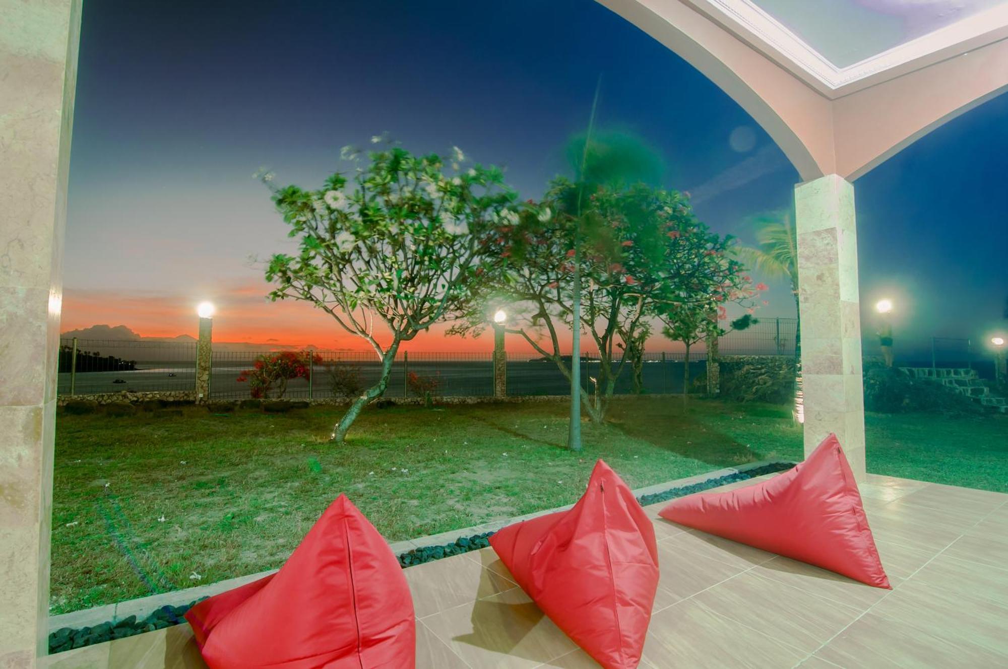 Gili View By Maza Villa Teluknarat Exterior foto